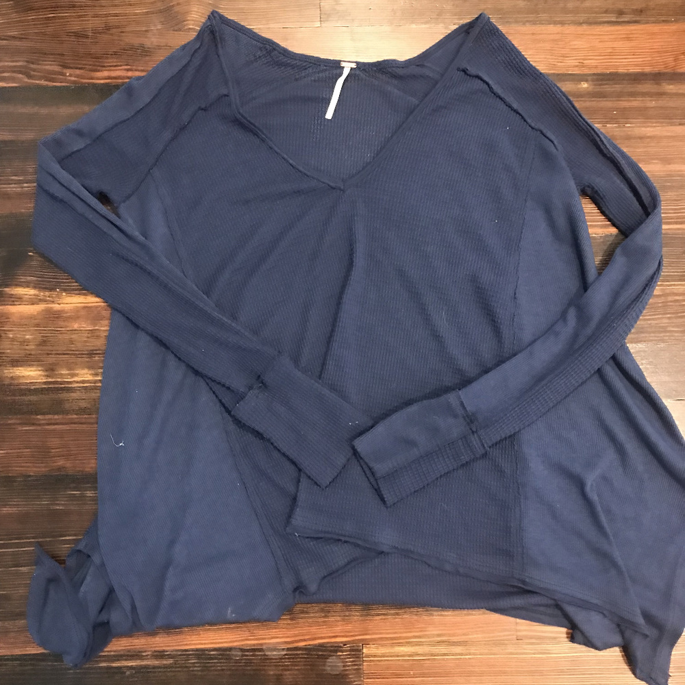 shirt - Picture 2 of 3